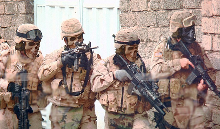 Маска-череп у спецназа США в Ираке